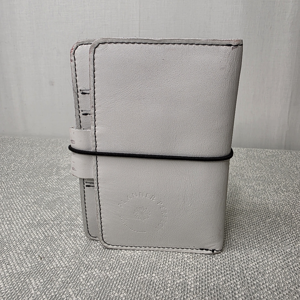 Planner Perfect Out and About Leather Traveler’s Notebook Cover -White
